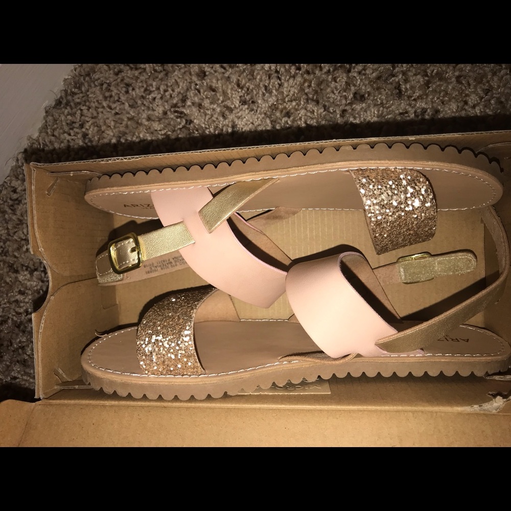 Sandals - Picture 4 of 5